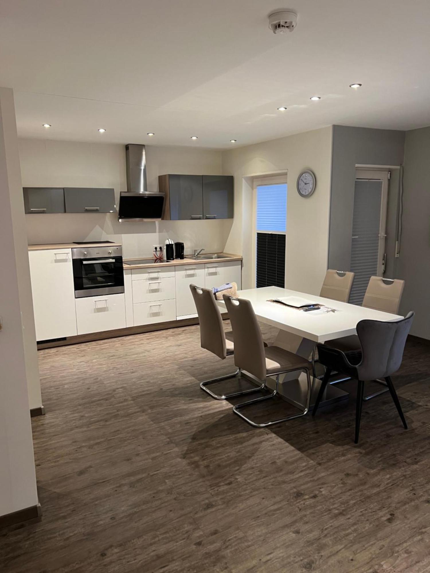 Appartement Augustaplatz Baden-Baden Exteriör bild